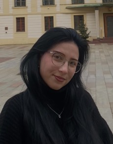 Laura Švapíková
